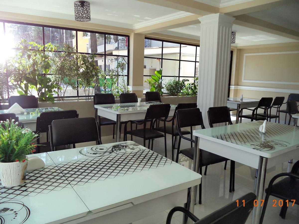 Отель Live Inn Уреки Экстерьер фото