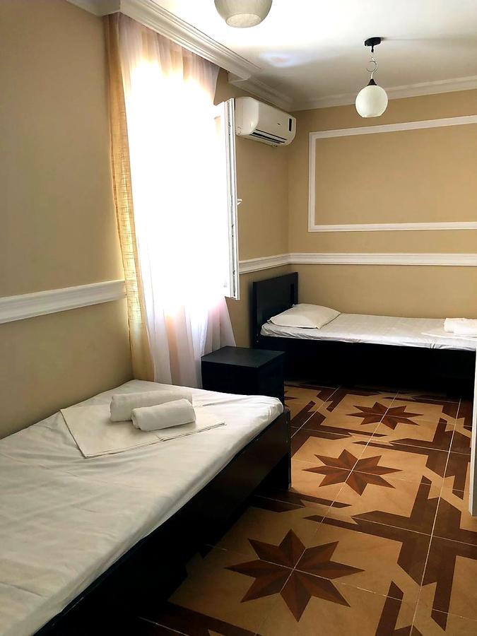 Отель Live Inn Уреки Экстерьер фото